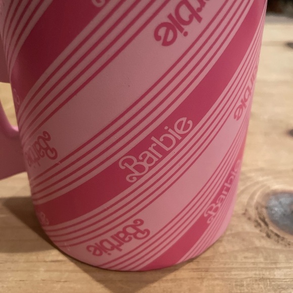 NWOT Barbie Mug B handle Pink hot pink logo 21oz coffee tea barbiecore novelty - Picture 6 of 6